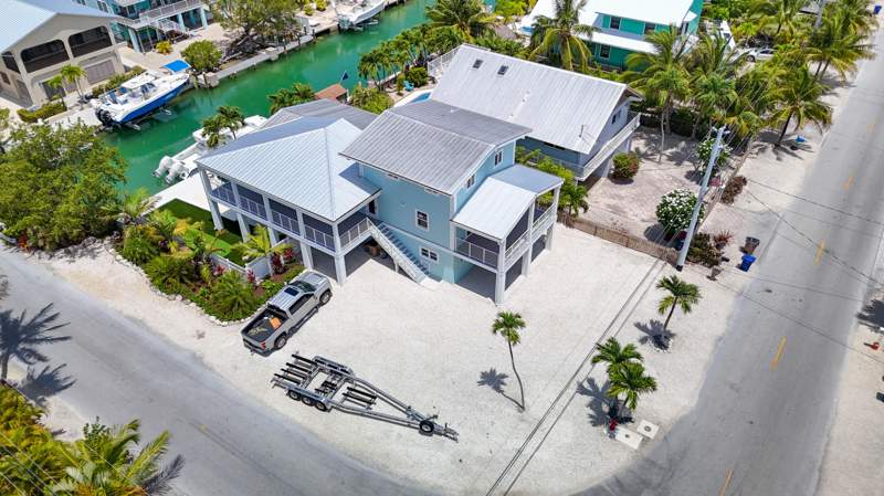 3 bedroom Single Family Residence at 848 E Caribbean Drive, Summerland Key Cove (25.0), Summerland Key — photo 3