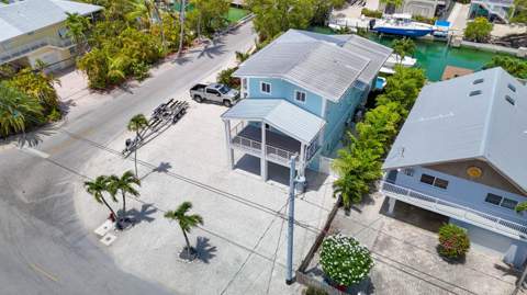 848 E Caribbean Drive, Summerland Key FL - photo 6 of 44