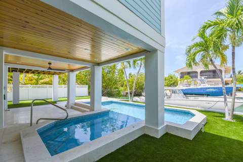 848 E Caribbean Drive, Summerland Key FL - photo 23 of 44