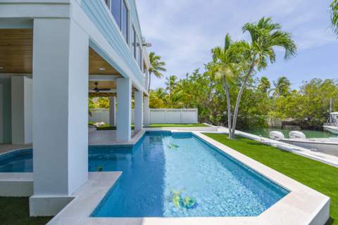 848 E Caribbean Drive, Summerland Key FL - photo 24 of 44