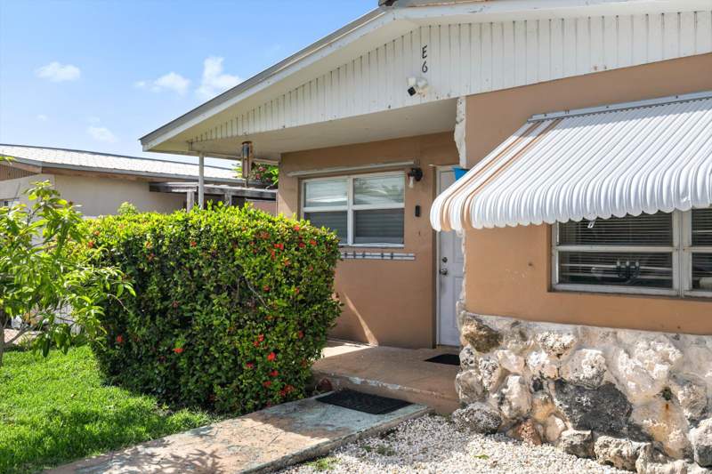 3 bedroom Single Family Residence at E6 11th Avenue, Lincoln Gard. No. 2 (5.0), Stock Island — photo 3