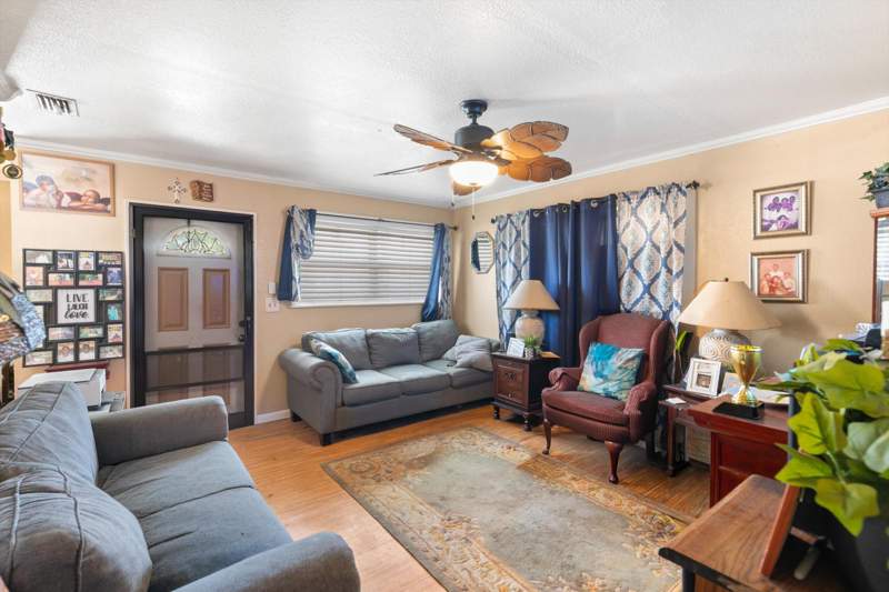 3 bedroom Single Family Residence at E6 11th Avenue, Lincoln Gard. No. 2 (5.0), Stock Island — photo 4