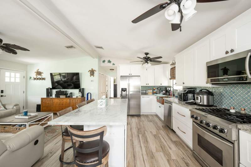 3 bedroom Single Family Residence at 17183 W Green Turtle Lane, Sugarloaf Shores (17.0), Sugarloaf Key — photo 5