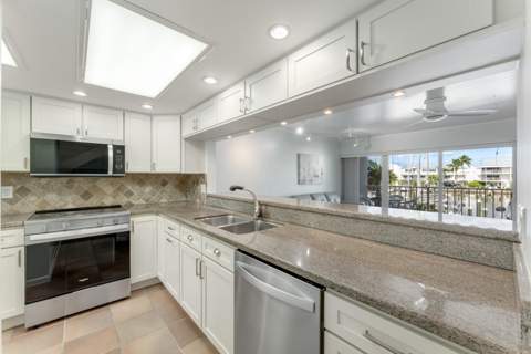96 Avenue C #3 & Slip A-15, Marathon FL - photo 12 of 41
