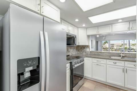 96 Avenue C #3 & Slip A-15, Marathon FL - photo 14 of 41