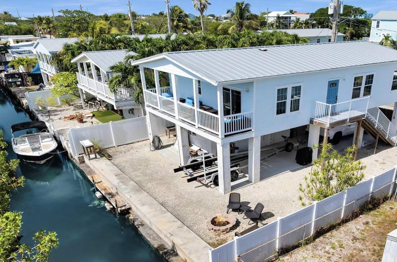 3 bedroom Single Family Residence at 27 Barcelona Drive, Gulfrest Park (10.0), Big Coppitt — photo 2