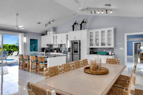 2000 Manor Lane, Marathon FL - photo 13 of 79