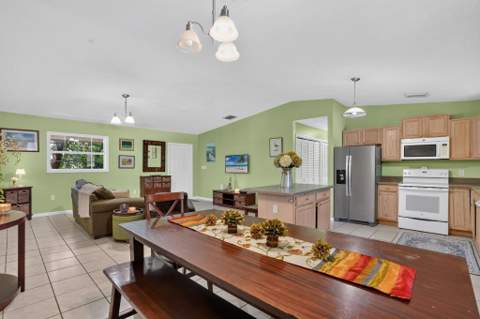 149 Pueblo Street, Plantation Key FL - photo 13 of 39