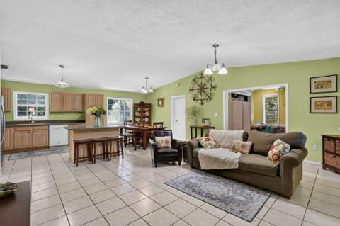 149 Pueblo Street, Plantation Key FL - photo 8 of 39