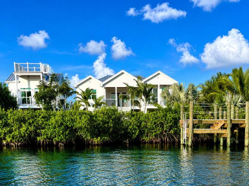 5 bedroom Single Family Residence at 29 Key Haven Road, Key Haven 2nd Add (5.0), Key Haven — photo 5