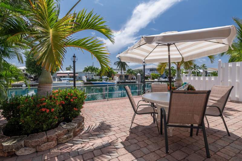 2 bedroom Half Duplex at 490 10th Street, Key Colony Bch 1st Addn Amd Plat (53.5), Key Colony — photo 5