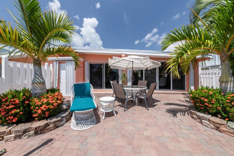 2 bedroom Half Duplex at 490 10th Street, Key Colony Bch 1st Addn Amd Plat (53.5), Key Colony — photo 3