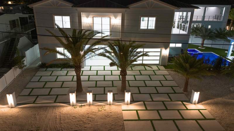 6 bedroom Single Family Residence at 259 Saint Thomas Avenue, Port Largo (100.0), Key Largo — photo 2