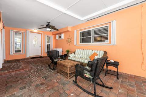 490 10th Street, Key Colony FL - photo 12 of 39