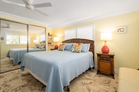 490 10th Street, Key Colony FL - photo 22 of 39