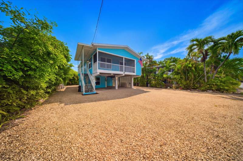 3 bedroom Single Family Residence at 31118 Avenue I, Sands Sub (31.0), Big Pine Key — photo 3
