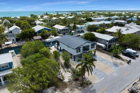 2211 San Sebastian Drive, Big Pine Key FL - photo 7 of 66