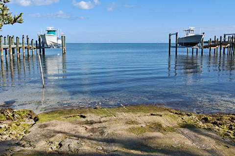 203 Tarpon Street, Key Largo FL - photo 6 of 19