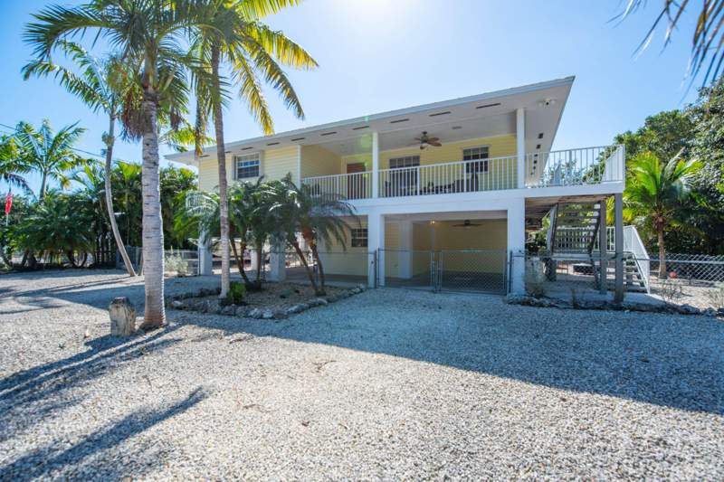 3 bedroom Single Family Residence at 29160 Primrose Lane, Eden Pines Colony (29.0), Big Pine Key — photo 2