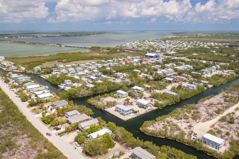 3 bedroom Single Family Residence at 281 Pelican Lane, Cahill Pines & Palms (30.0), Big Pine Key — photo 5