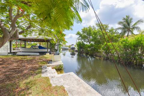 1817 Watson Boulevard, Big Pine Key FL - photo 16 of 49