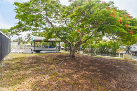 1817 Watson Boulevard, Big Pine Key FL - photo 17 of 49
