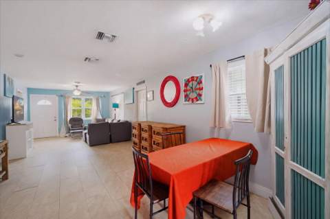 30354 Palm Drive, Big Pine Key FL - photo 12 of 33