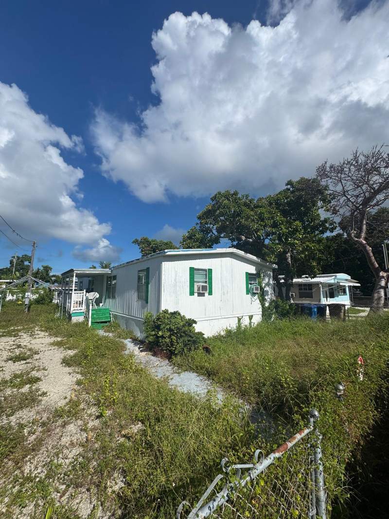 3 bedroom Mobile Home at 13 Judy Place, Largo Gardens (102.0), Key Largo — photo 3