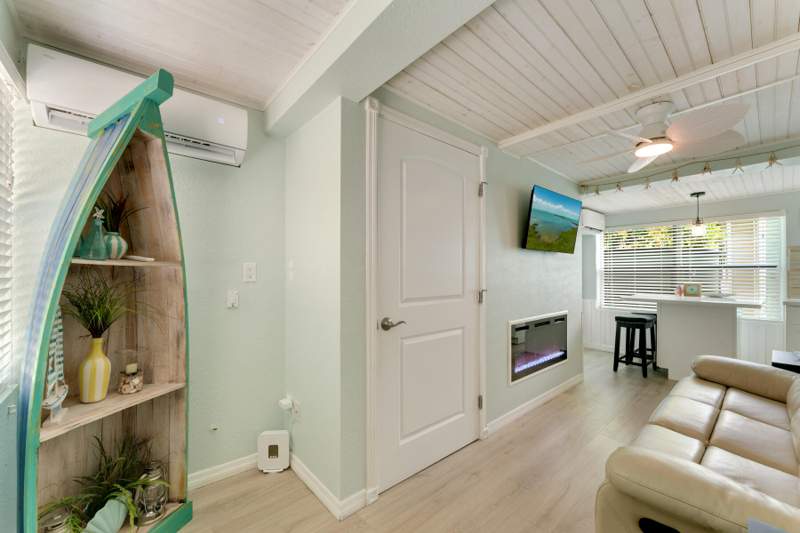 1 bedroom Single Family Residence at 84961 Old Highway #A1, Windy Cove (84.0), Windley Key — photo 3