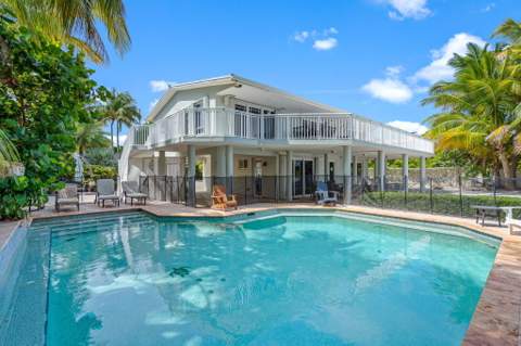 74049 Overseas Highway, Lower Matecumbe FL - photo 15 of 72