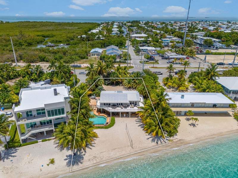 4 bedroom Single Family Residence at 74049 Overseas Highway, Lower Mat Bch (74.0), Lower Matecumbe — photo 5