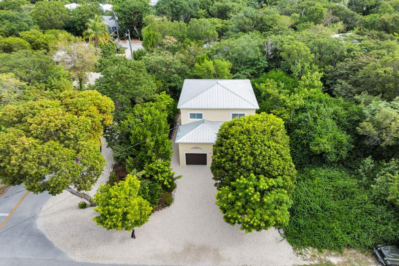 3 bedroom Single Family Residence at 30 Seagate Boulevard, Key Largo Beach (100.0), Key Largo — photo 2