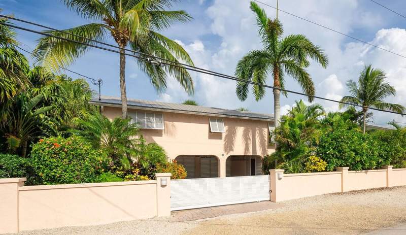 3 bedroom Single Family Residence at 30 Calle Uno, Rockland Village (9.0), Rockland Key — photo 2