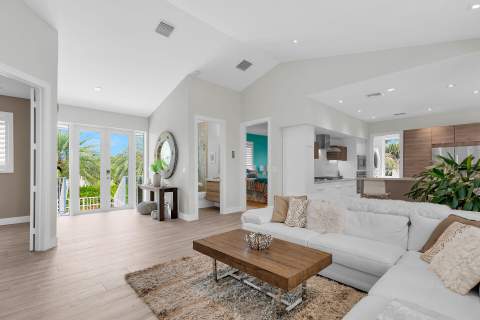 122 S Bahama Drive, Duck Key FL - photo 7 of 61