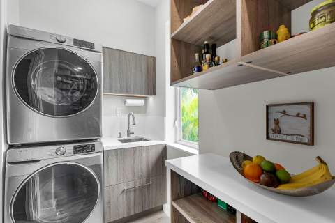 122 S Bahama Drive, Duck Key FL - photo 14 of 61