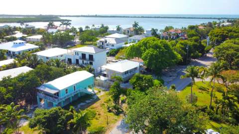 210 Schooner Lane, Duck Key FL - photo 24 of 38