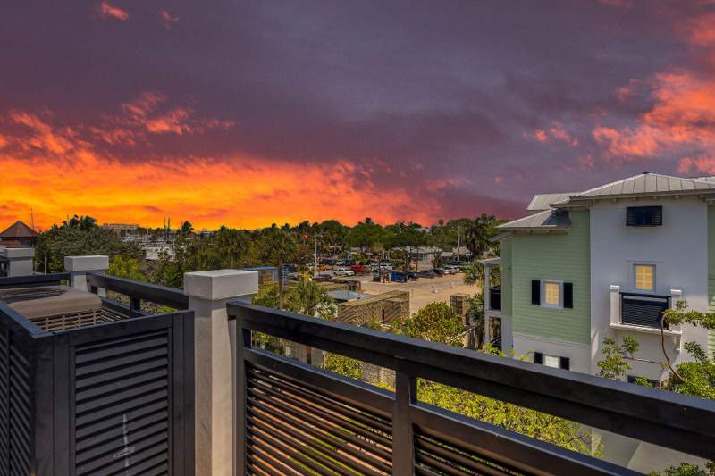 4 bedroom Townhouse at 119 Simonton Street, Old Town - Unrecord (1.0), Key West — photo 4