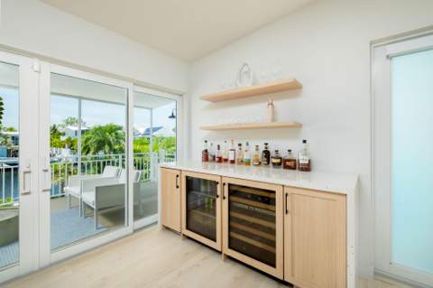 121 Severino Drive, Plantation Key FL - photo 6 of 43