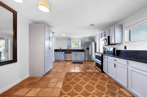 2309 Patterson Avenue, Key West FL - photo 6 of 39
