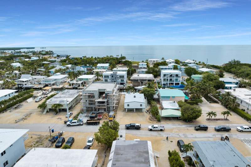2 bedroom Single Family Residence at 311 Buttonwood Circle, Key Largo Beach Addition (100.0), Key Largo — photo 2