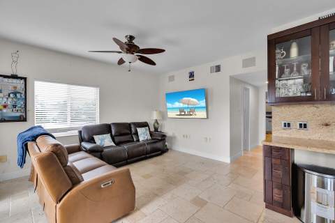 311 Buttonwood Circle, Key Largo FL - photo 8 of 38