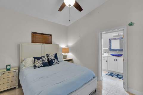 311 Buttonwood Circle, Key Largo FL - photo 19 of 38
