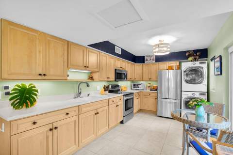 136 Aregood Lane, Plantation Key FL - photo 13 of 49