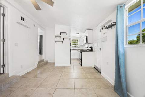 1332 Seminary Street #103, Key West FL - photo 9 of 25