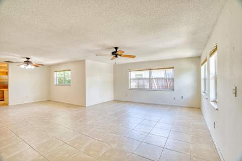 207 Hibiscus Street, Plantation Key FL - photo 13 of 42