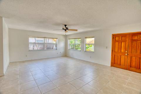 207 Hibiscus Street, Plantation Key FL - photo 12 of 42