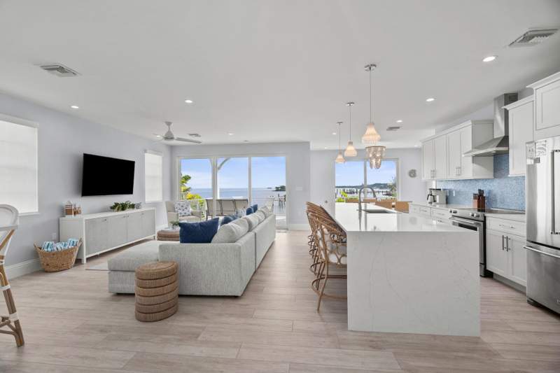 5 bedroom Single Family Residence at 813 39Th St Gulf Street, Marathon Beach (49.0), Marathon — photo 5