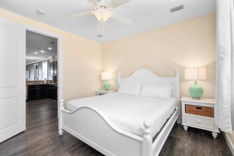 241 Sombrero Beach Road ## 1, Marathon FL - photo 23 of 33
