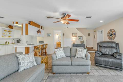 12690 Overseas Highway #Apt 52, Marathon FL - photo 7 of 43