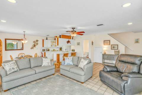 12690 Overseas Highway #Apt 52, Marathon FL - photo 8 of 43